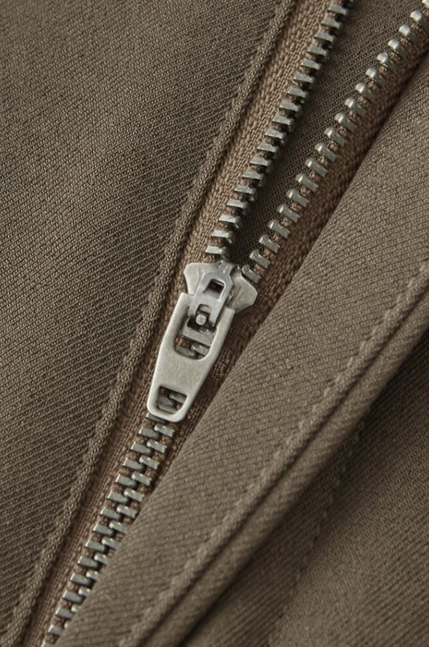 LUXE CHINO