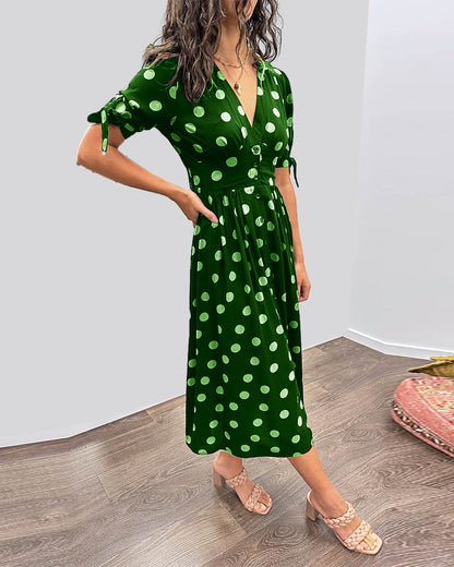 Mina™ | Abito con scollo a V e pois