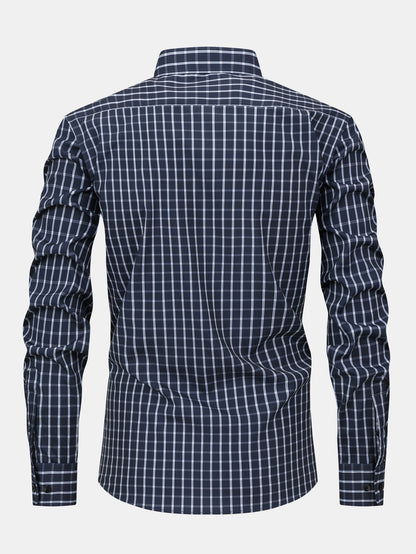 CAMICIA A MANICHE LUNGHE A QUADRETTI CON BOTTONI