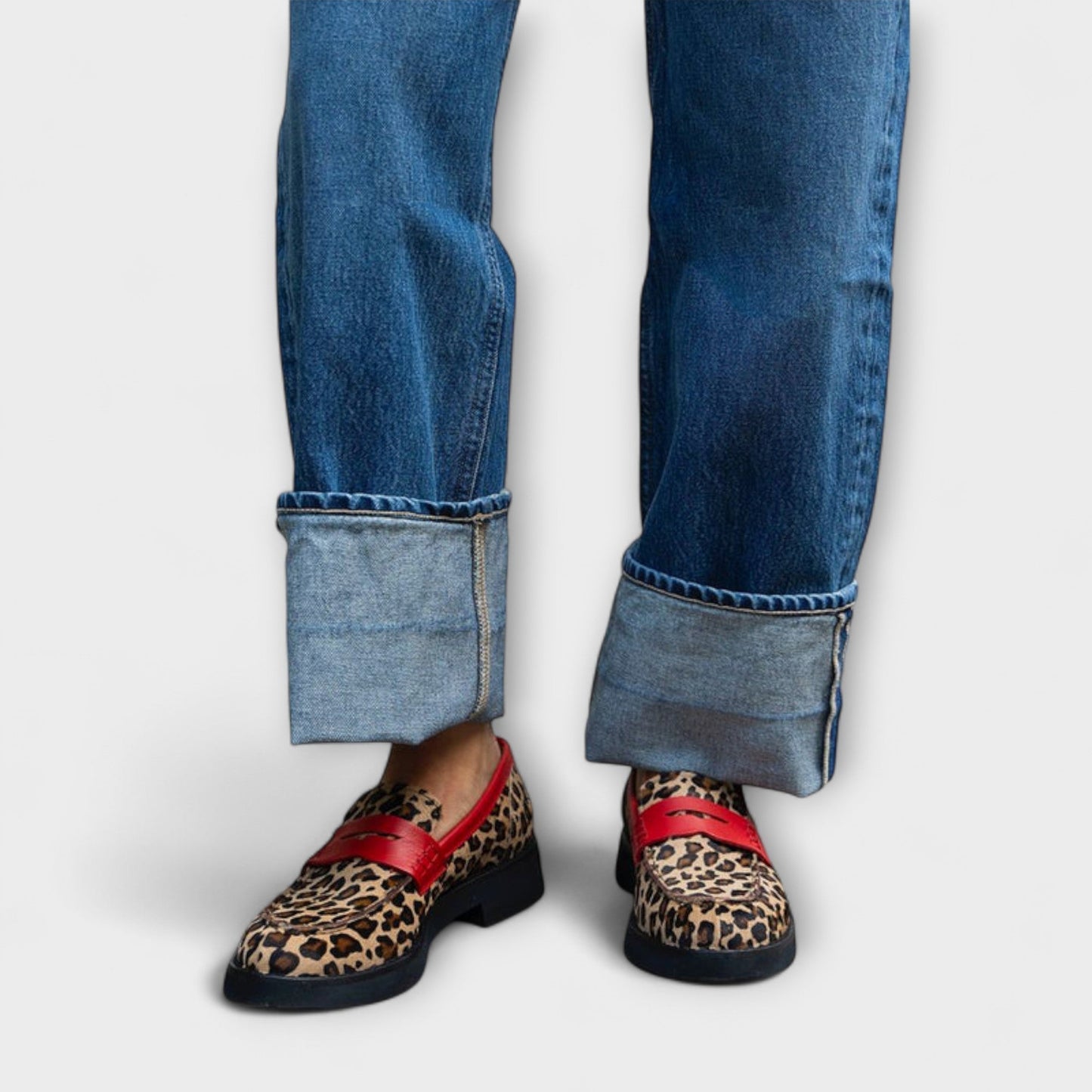 Chiara™  – Motivo leopardato con punta rotonda