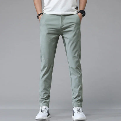 RICCARDO | PANTALONE SLIMFIT ULTRA LEGGERO PER ESTATE E SPORT